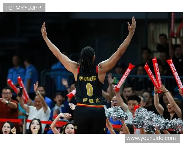 深圳篮球队在大师赛中的实力展现与未来发展潜力分析